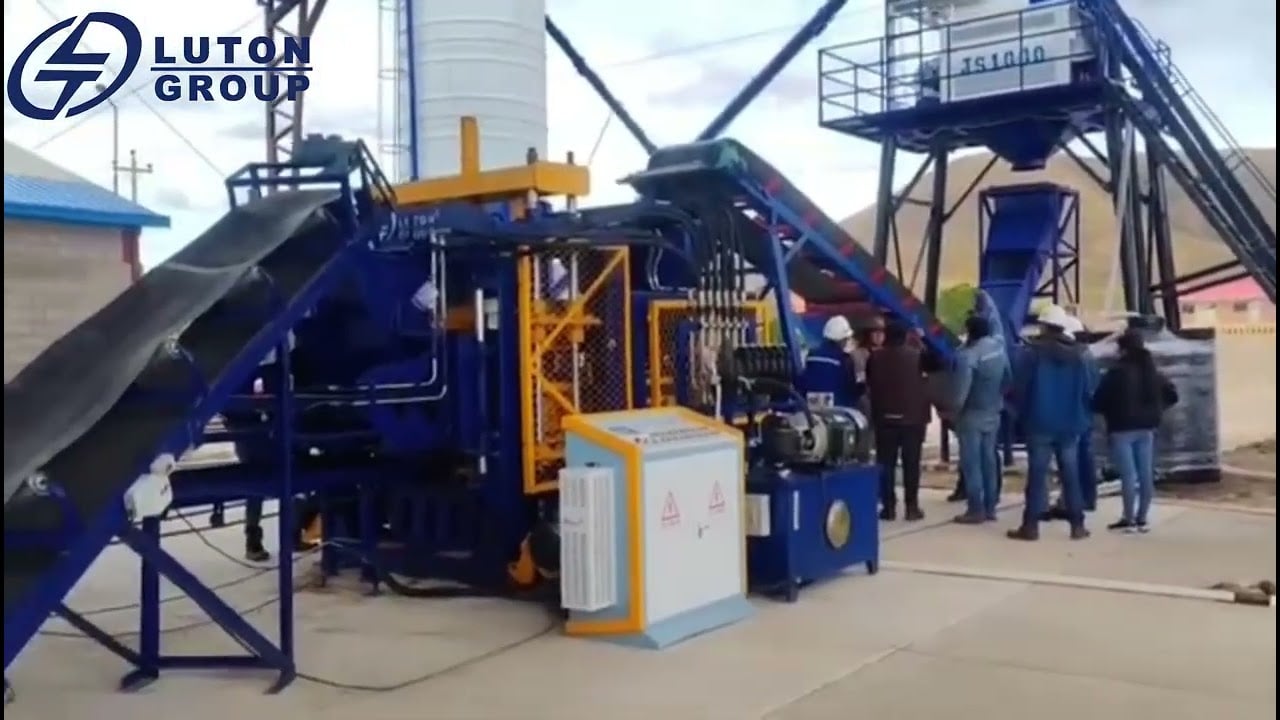 Luton oncrete plant with concrete brick machine work in Bolivia