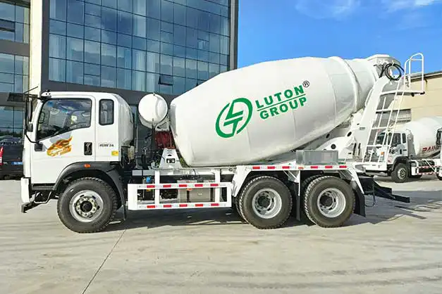 LUTON-concrete-mixer-truck-6x4-1