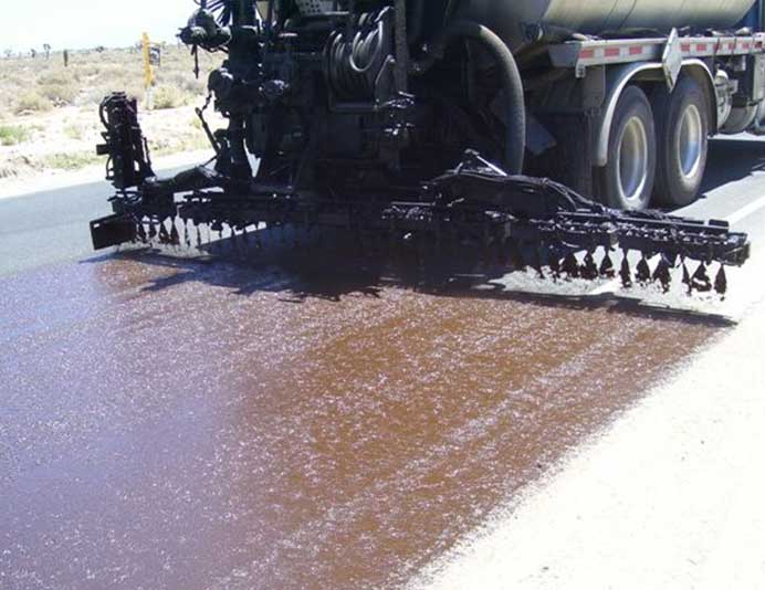 asphalt-sprayer-truck-ongoing-1